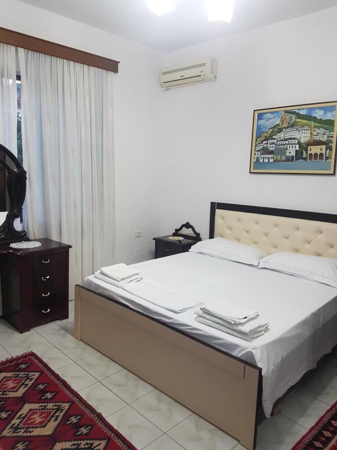 White Villa 베라트 외부 사진